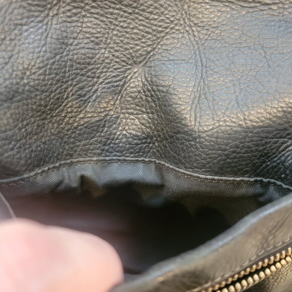 Fossil Black Leather Zip Hand/Shoulder Bag Zip Outside or Inside Cell Phone Comp - Picture 8 of 14